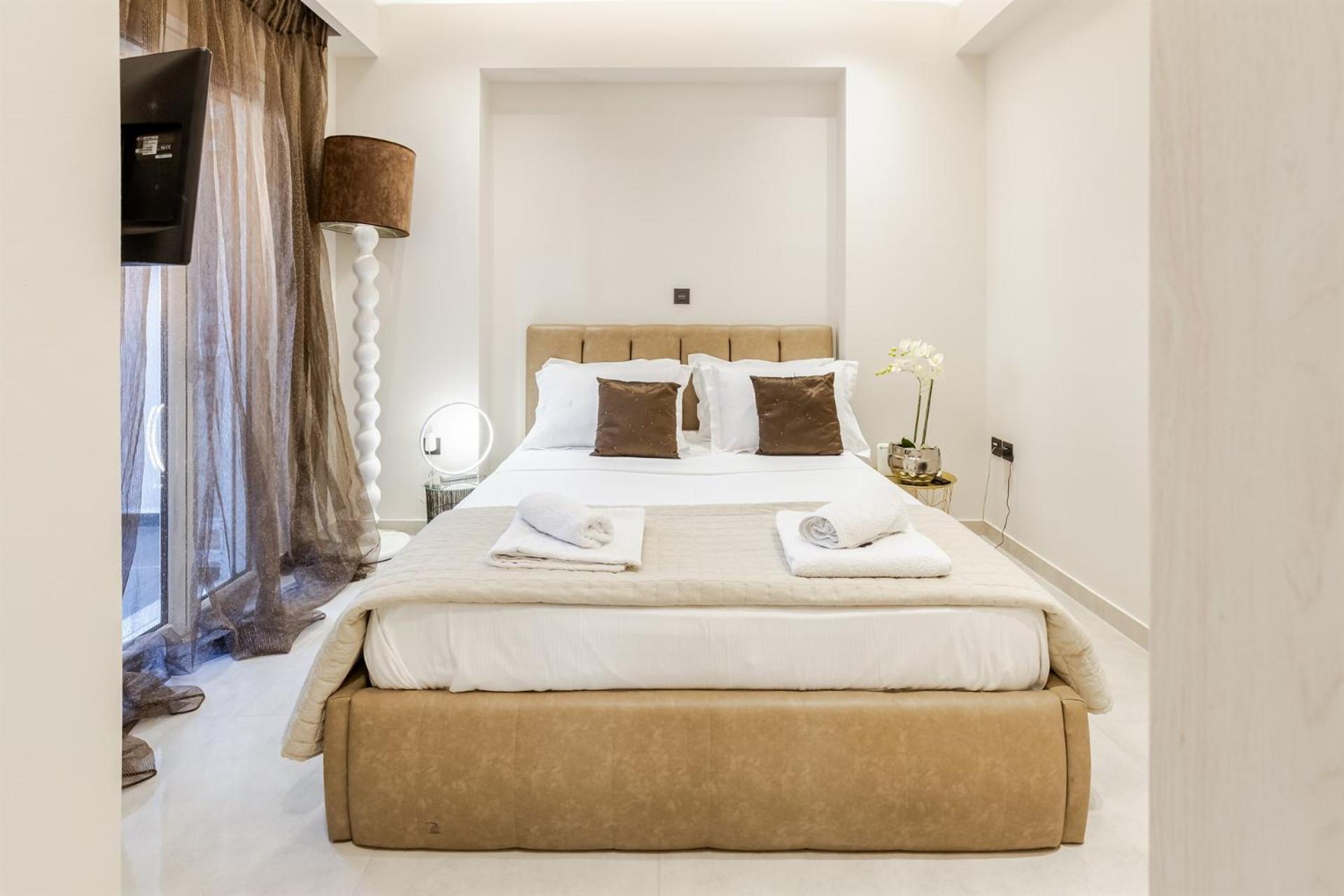 Vivian'S Luxury Suite Monemvasia Exterior photo